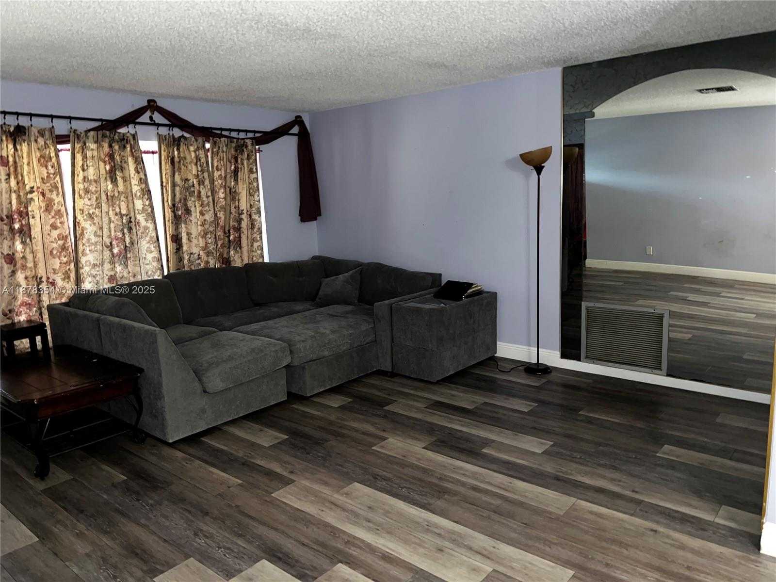 Small Image of 4711 NORTH WEST 19TH CT, Lauderhill Number 10