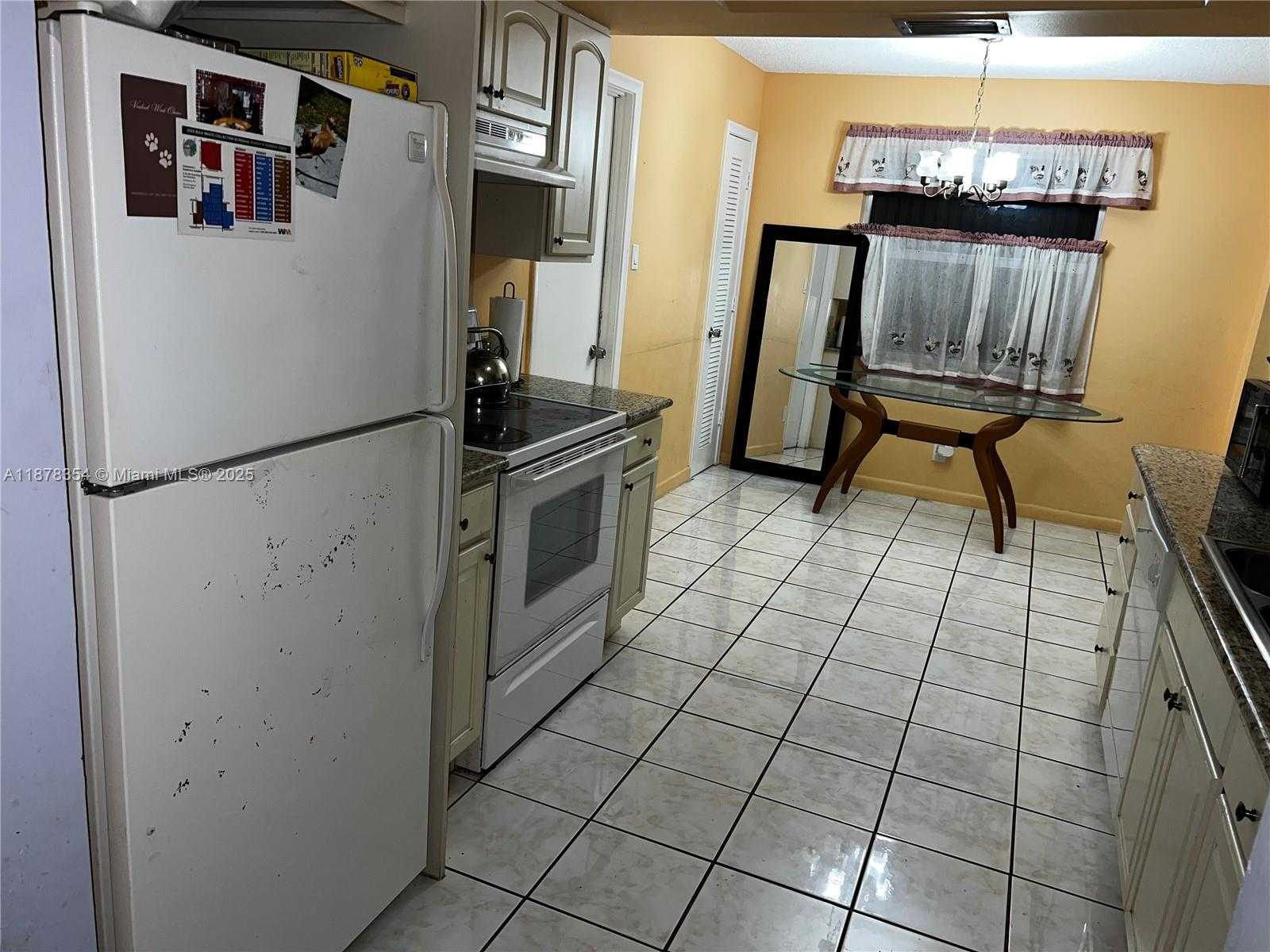 Small Image of 4711 NORTH WEST 19TH CT, Lauderhill Number 14