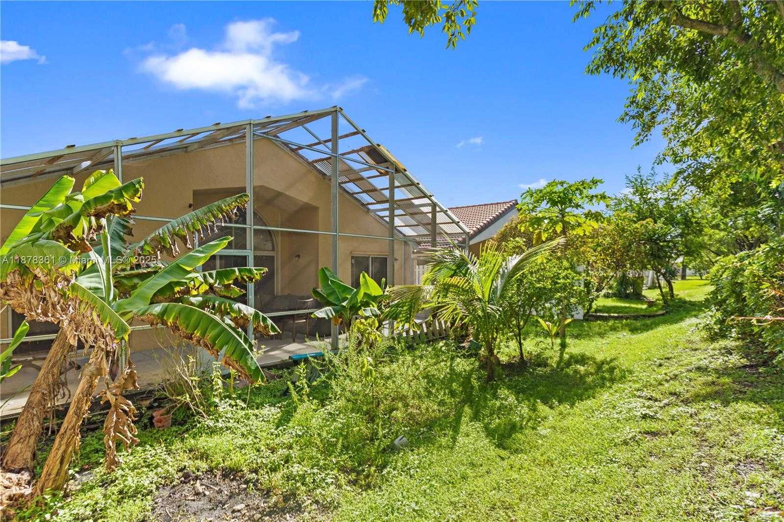 Small Image of 18255 NORTH WEST 21ST ST, Pembroke Pines Number 10