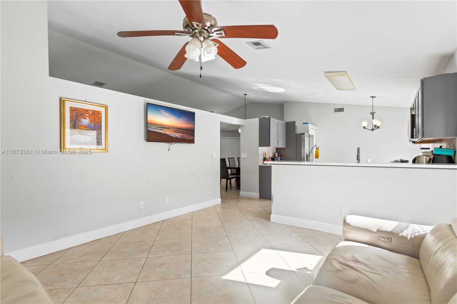 Small Image of 18255 NORTH WEST 21ST ST, Pembroke Pines Number 43
