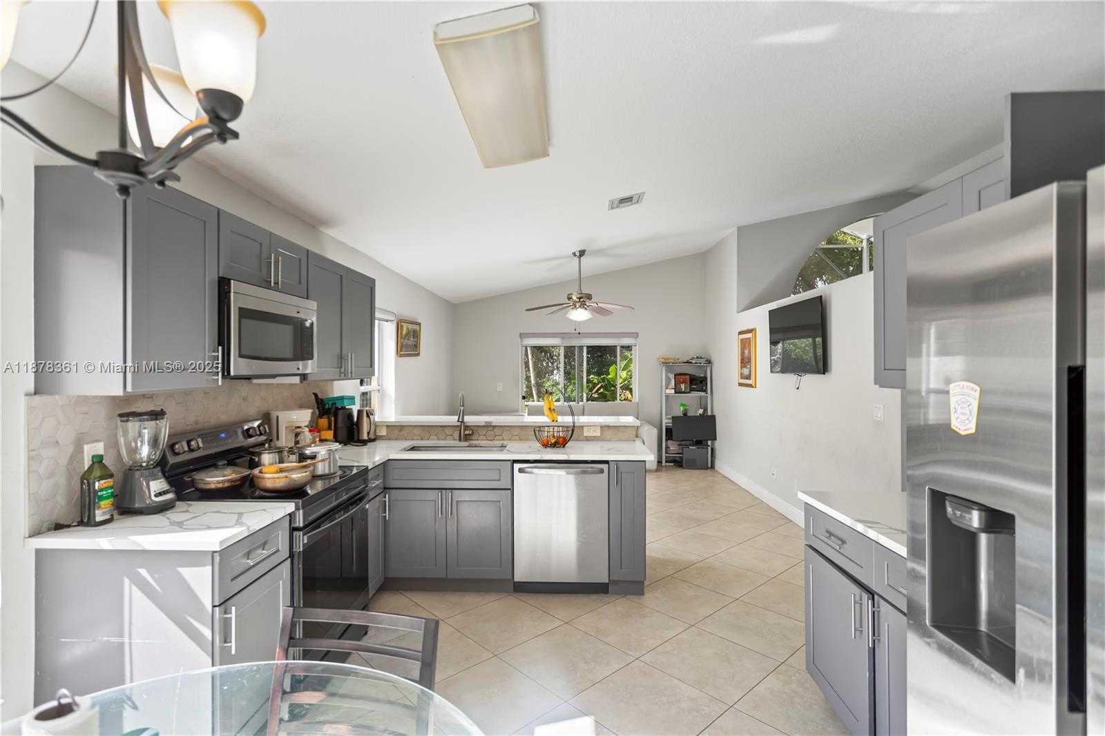 Small Image of 18255 NORTH WEST 21ST ST, Pembroke Pines Number 51