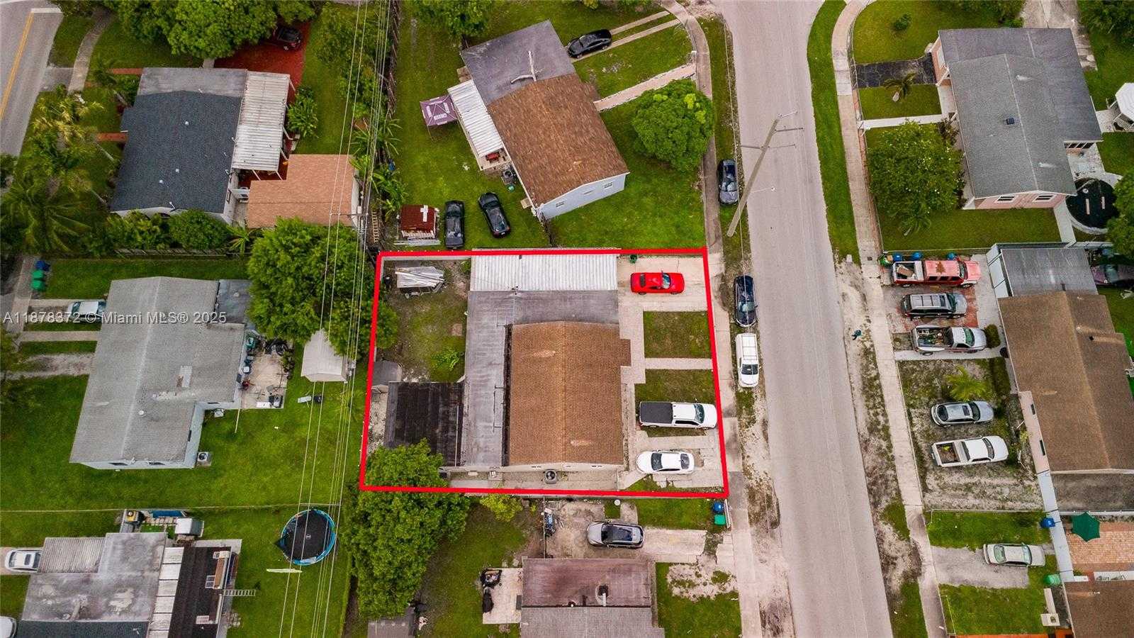 Small Image of 3340 NORTH WEST 179TH ST, Miami Gardens Number 7