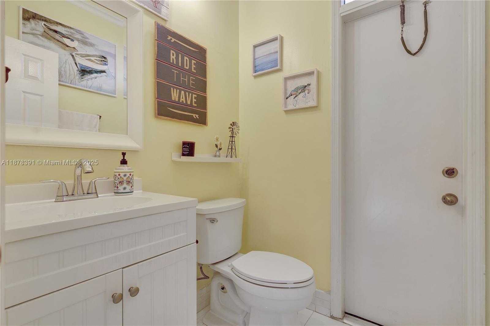 Small Image of 4480 SOUTH WEST 148TH TER, Miramar Number 16