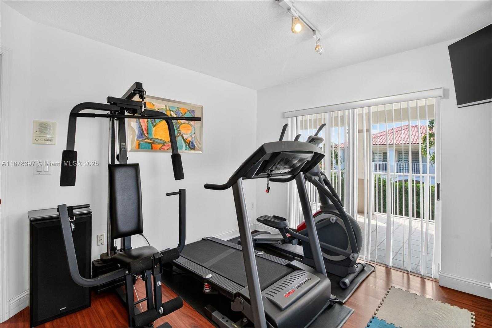 Small Image of 11294 NORTH WEST 66 ST, Doral Number 22