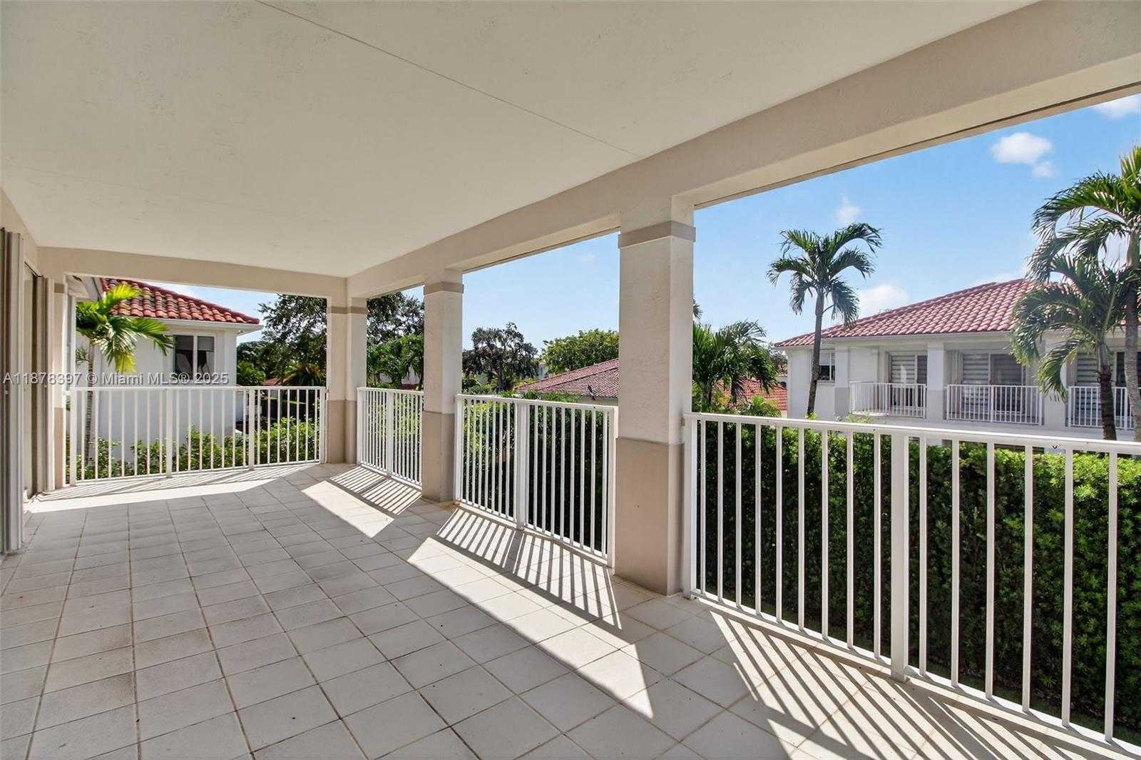 Small Image of 11294 NORTH WEST 66 ST, Doral Number 25