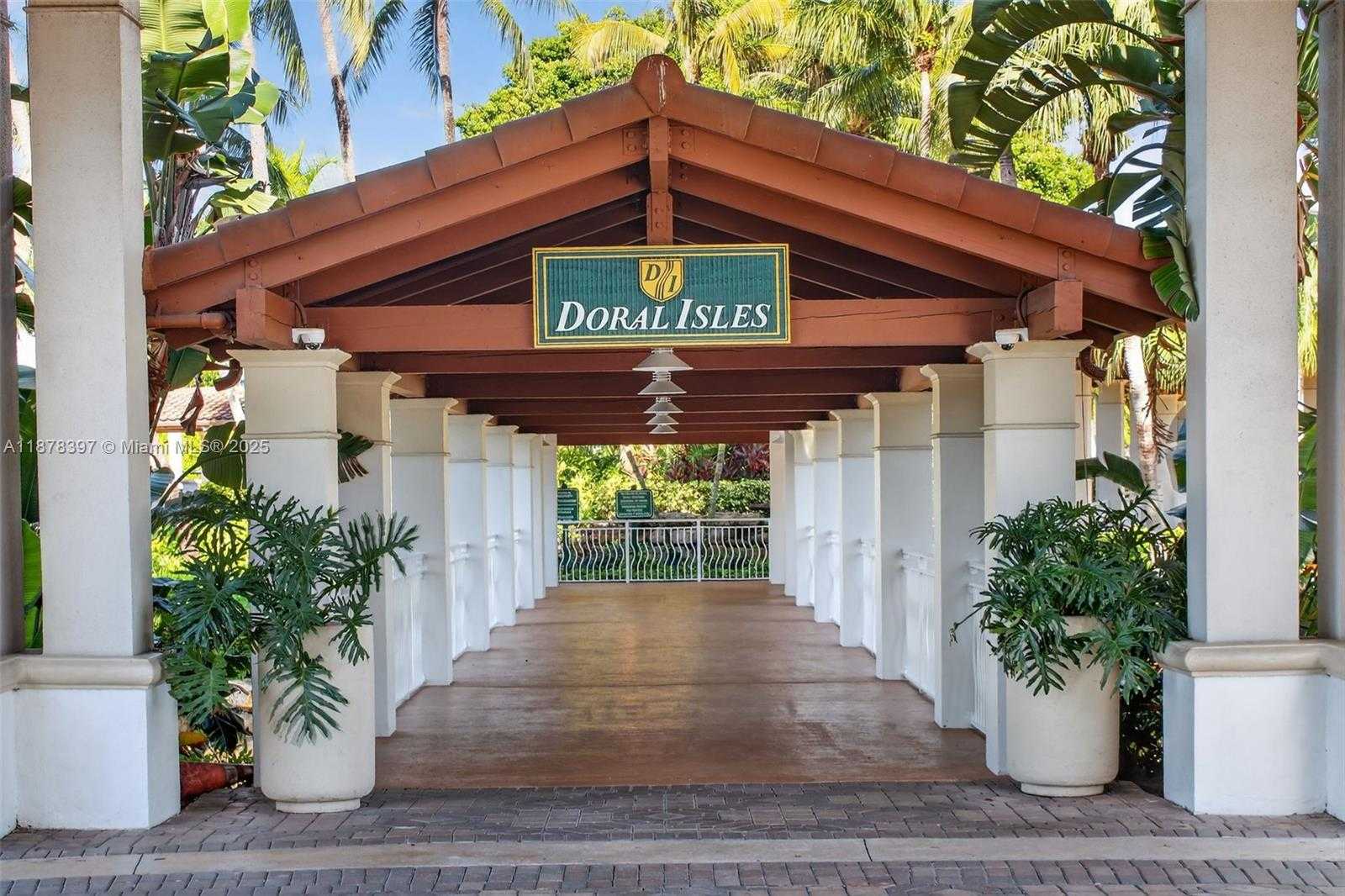 Small Image of 11294 NORTH WEST 66 ST, Doral Number 30