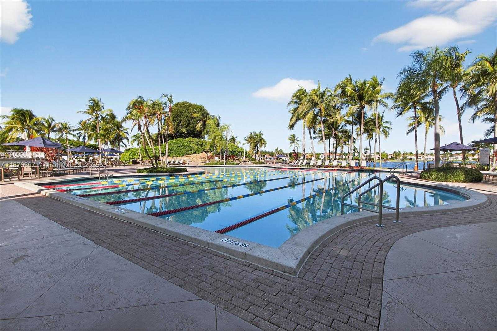 Small Image of 11294 NORTH WEST 66 ST, Doral Number 38