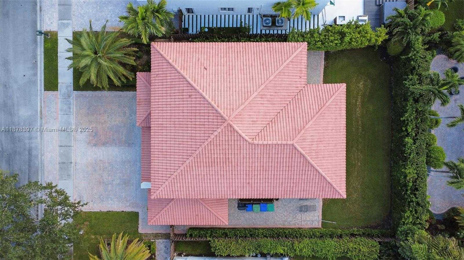 Small Image of 11294 NORTH WEST 66 ST, Doral Number 5