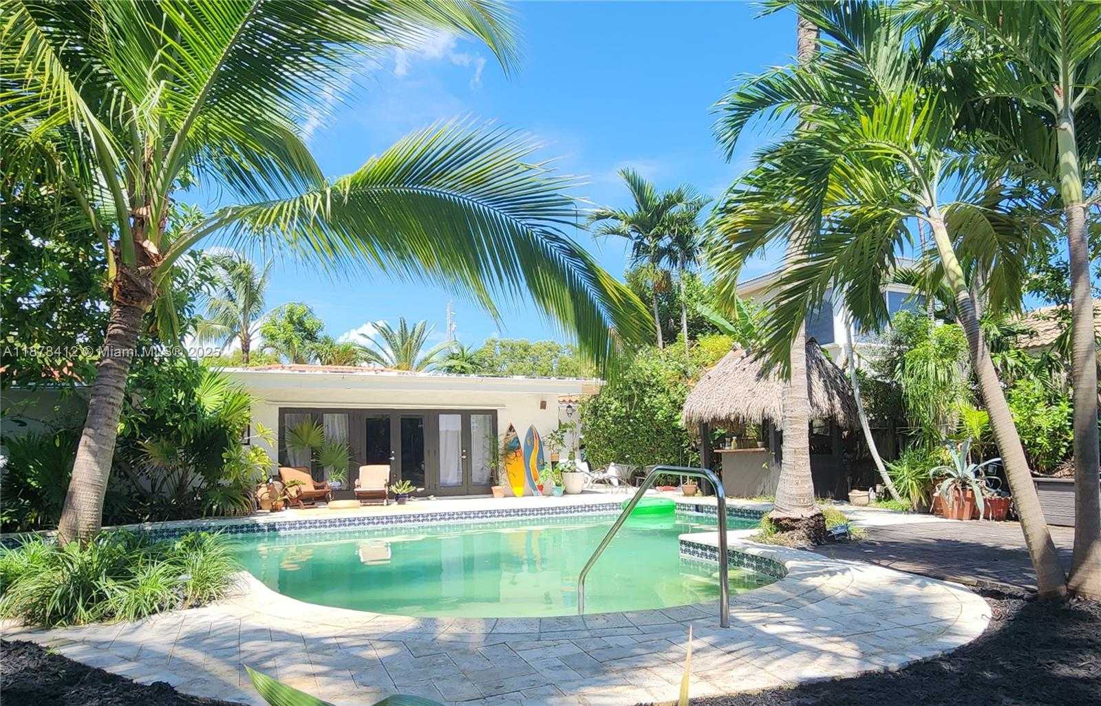 Small Image of 1710 CLEVELAND RD, Miami Beach Number 12