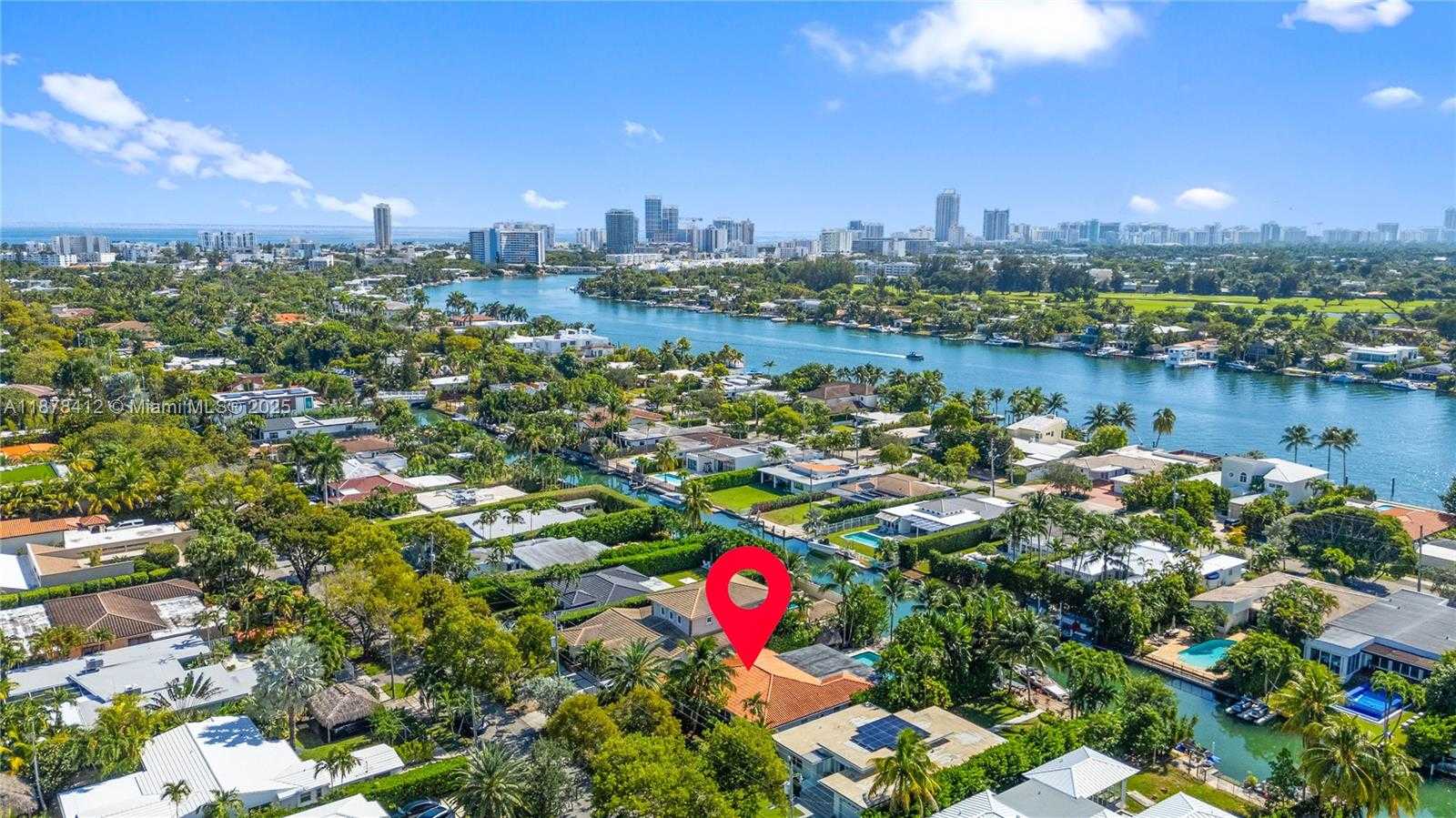 Small Image of 1710 CLEVELAND RD, Miami Beach Number 26