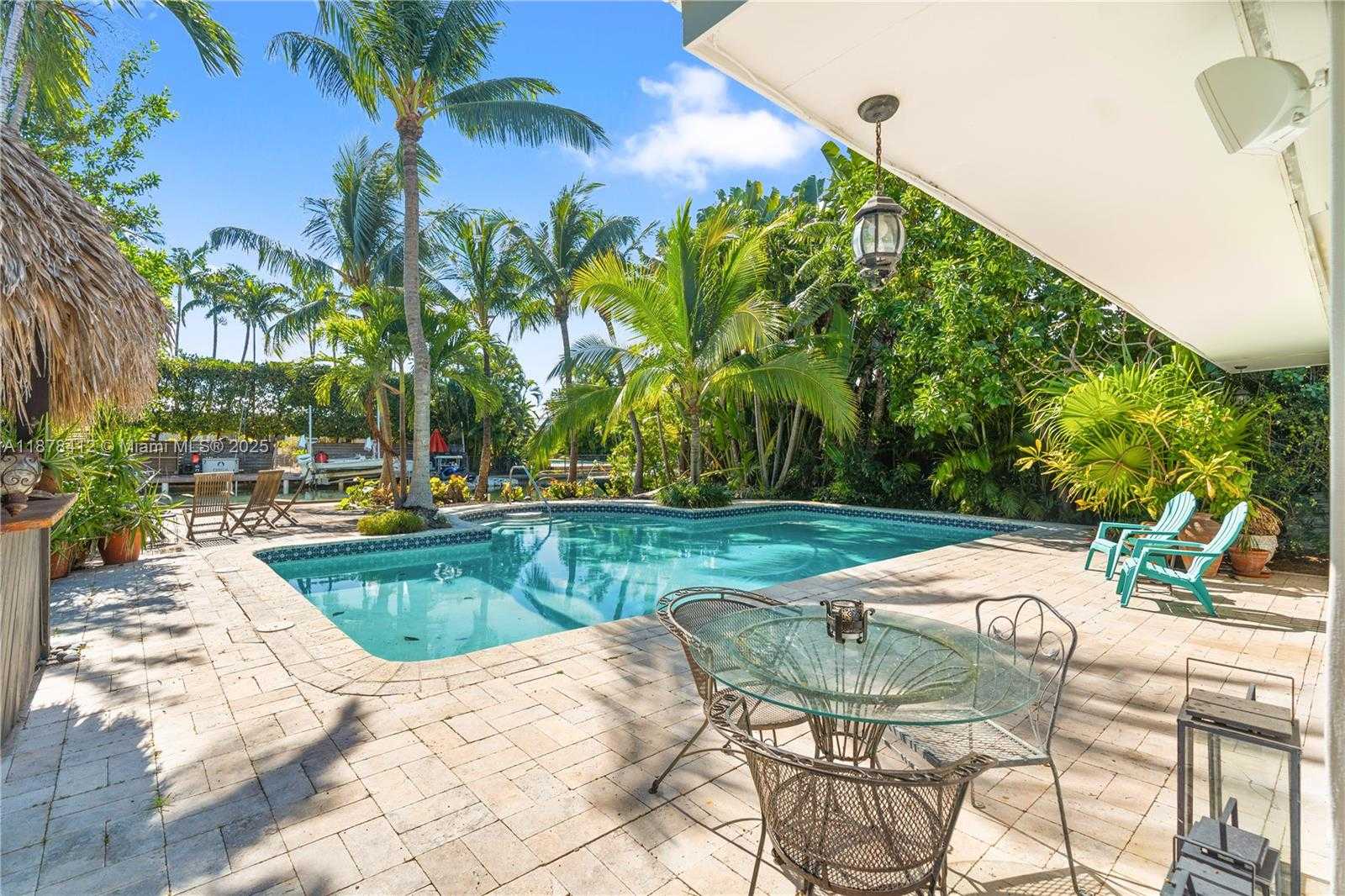 Small Image of 1710 CLEVELAND RD, Miami Beach Number 29