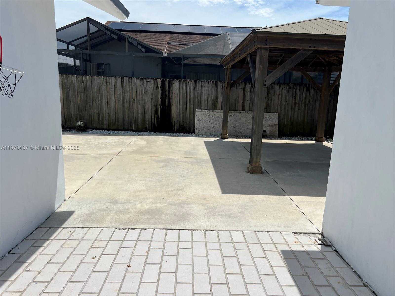 Small Image of 10424 SOUTH WEST 210TH TER, Cutler Bay Number 21