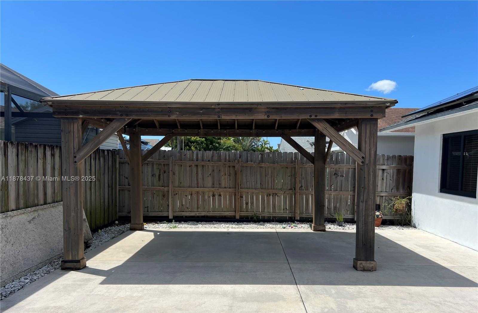 Small Image of 10424 SOUTH WEST 210TH TER, Cutler Bay Number 22