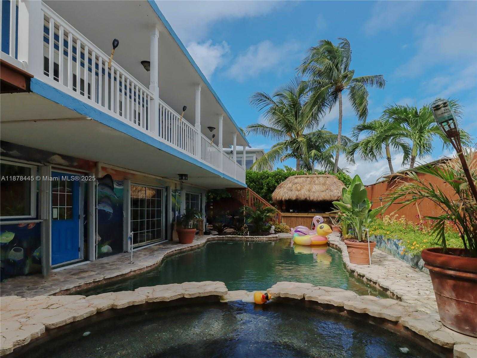 Small Image of 141 OCEAN DR, Tavernier Number 4