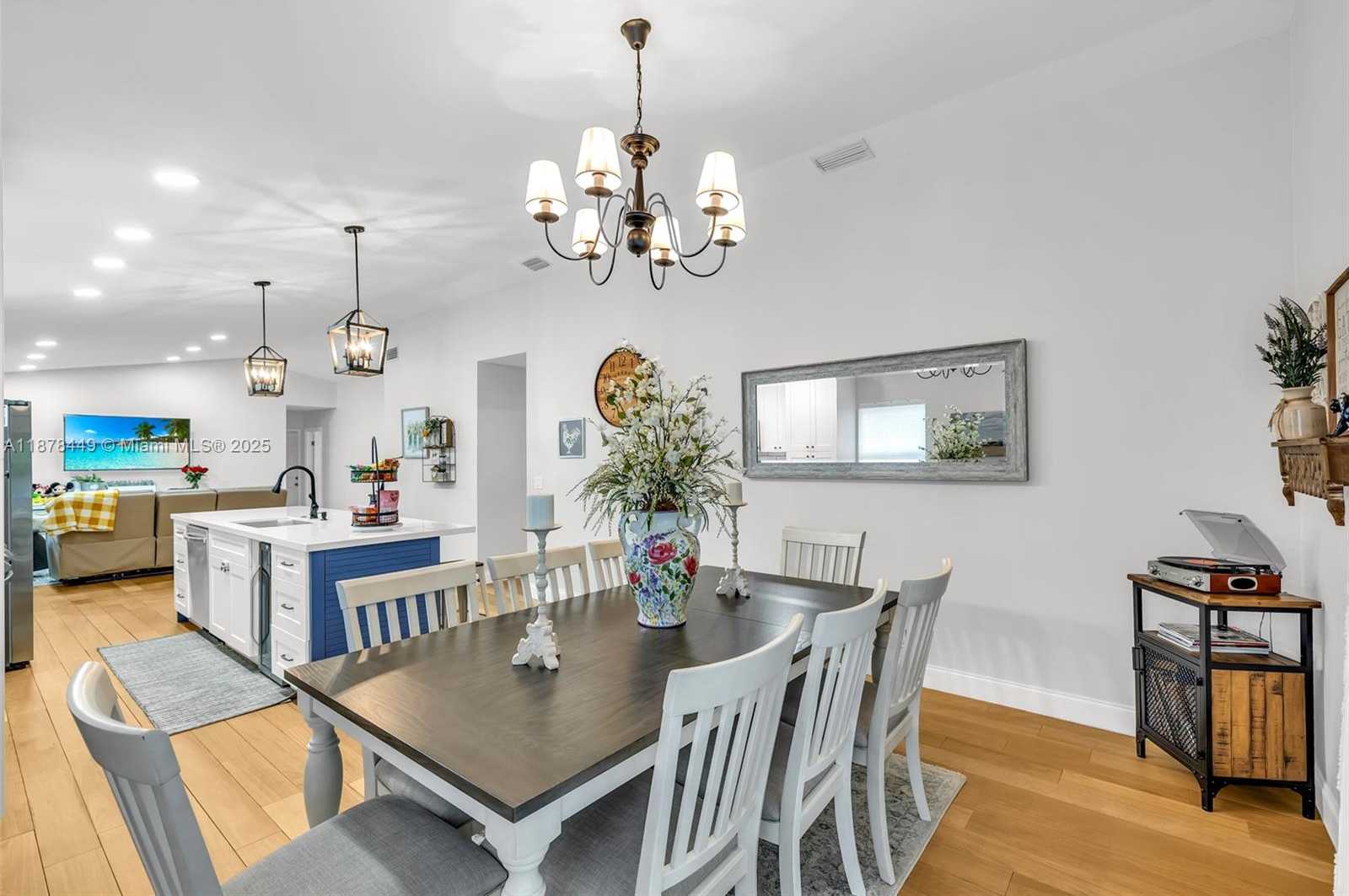 Small Image of 9886 NORTH WEST 2ND ST, Plantation Number 13