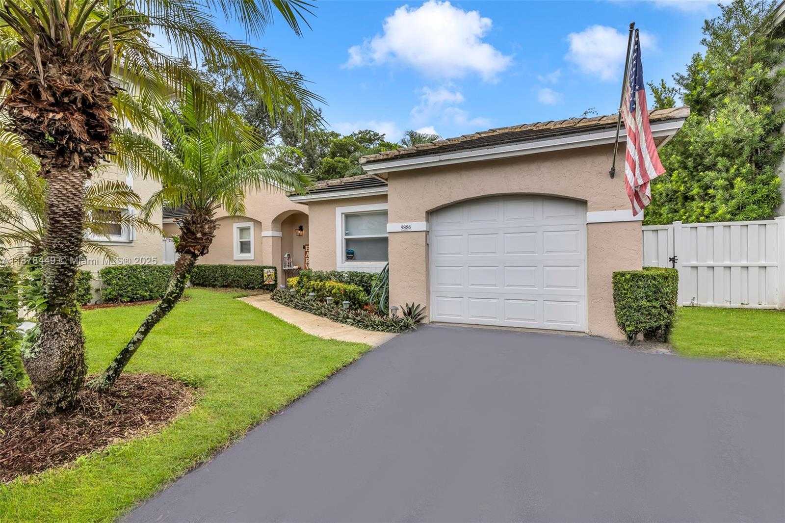 Small Image of 9886 NORTH WEST 2ND ST, Plantation Number 29