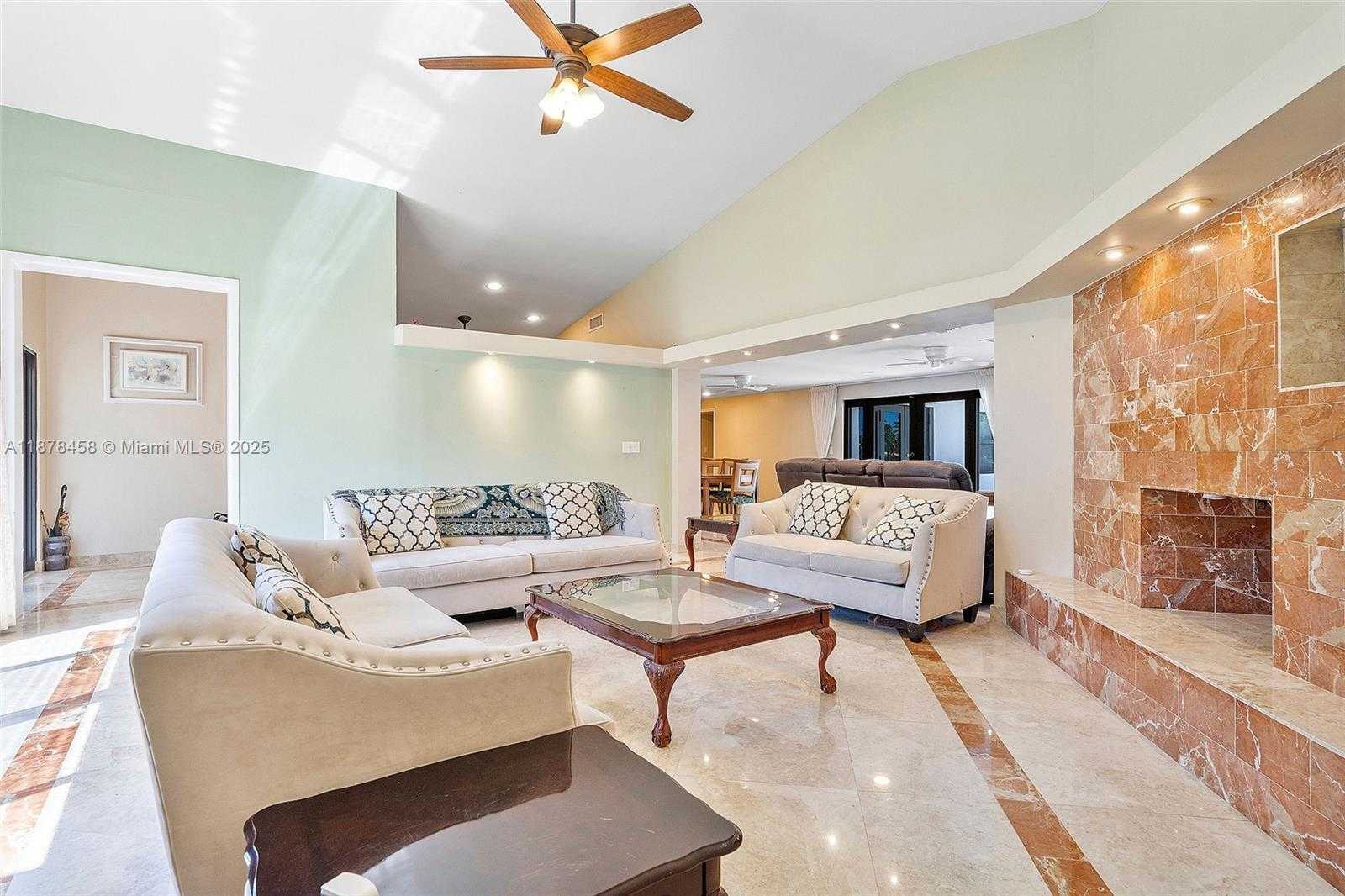 Small Image of 2531 NORTH EAST 195TH ST, Aventura Number 12