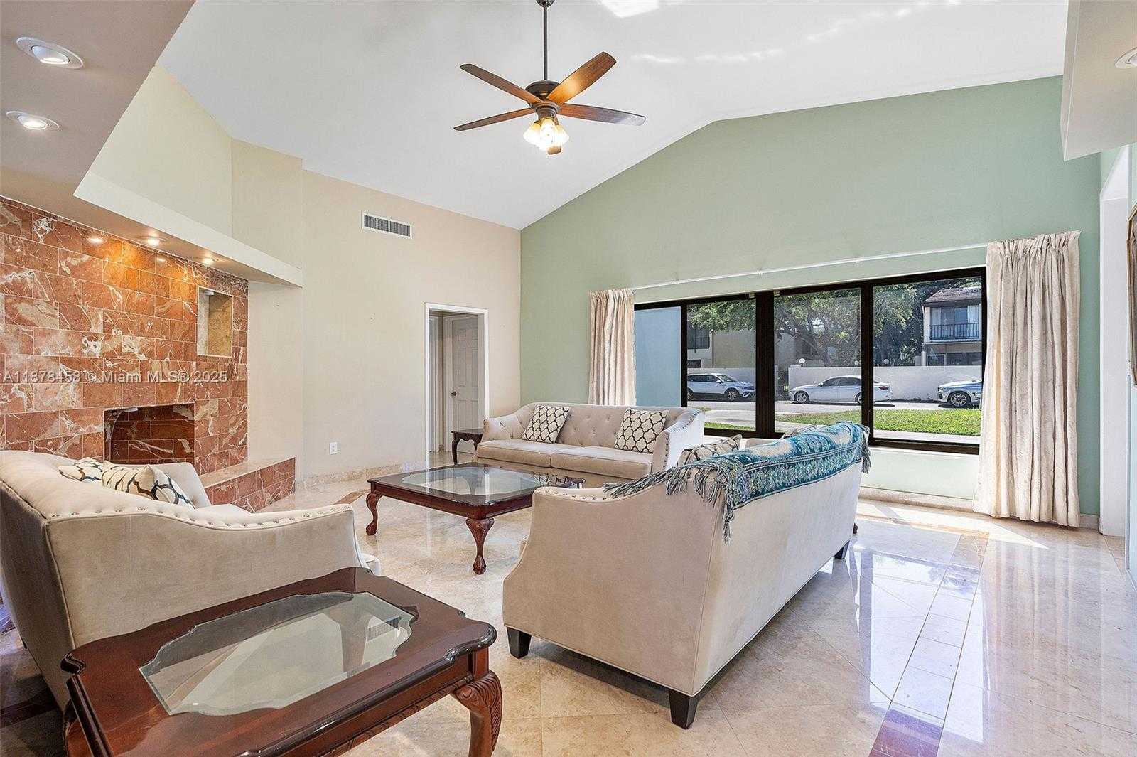 Small Image of 2531 NORTH EAST 195TH ST, Aventura Number 15