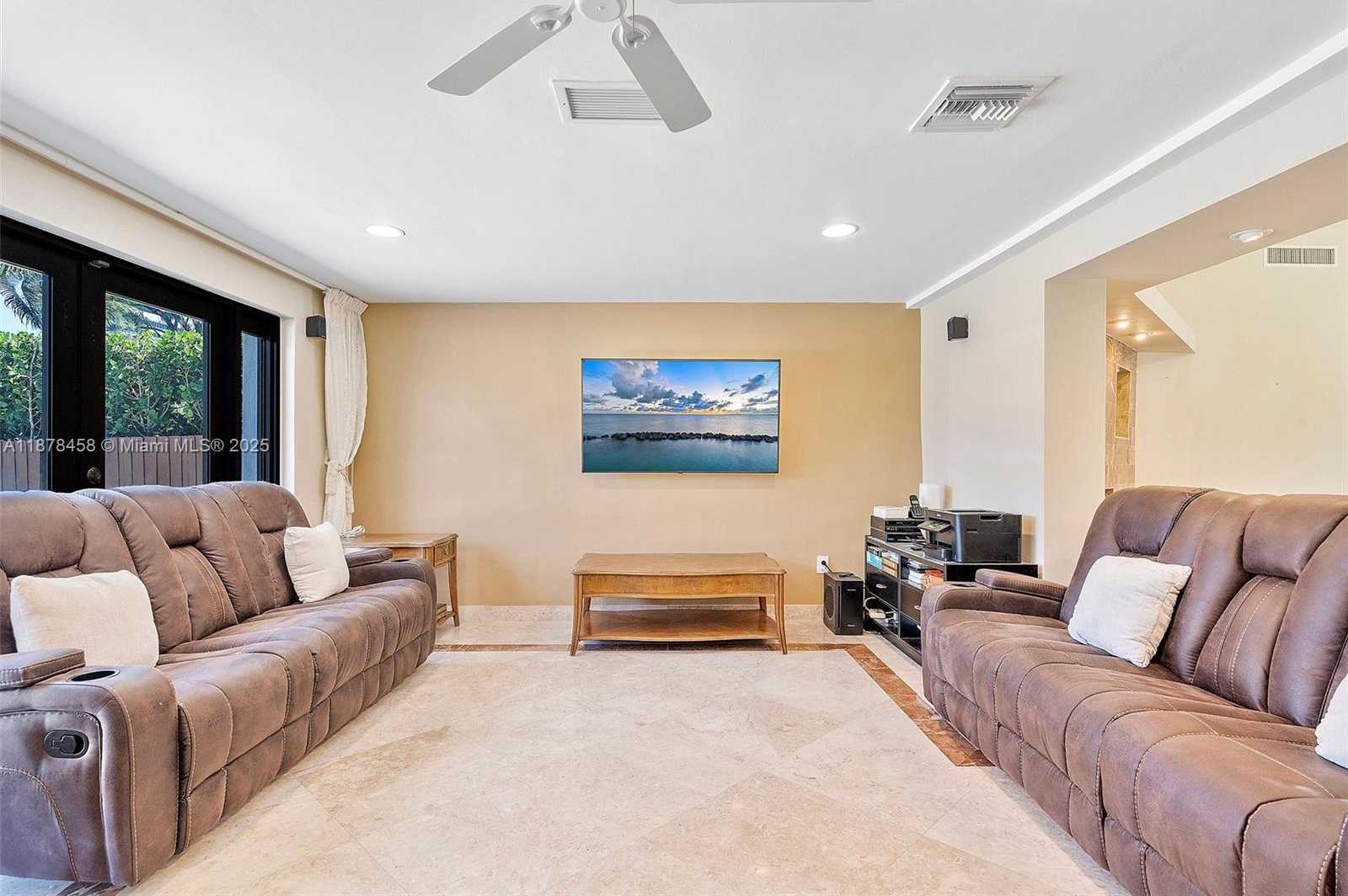 Small Image of 2531 NORTH EAST 195TH ST, Aventura Number 17