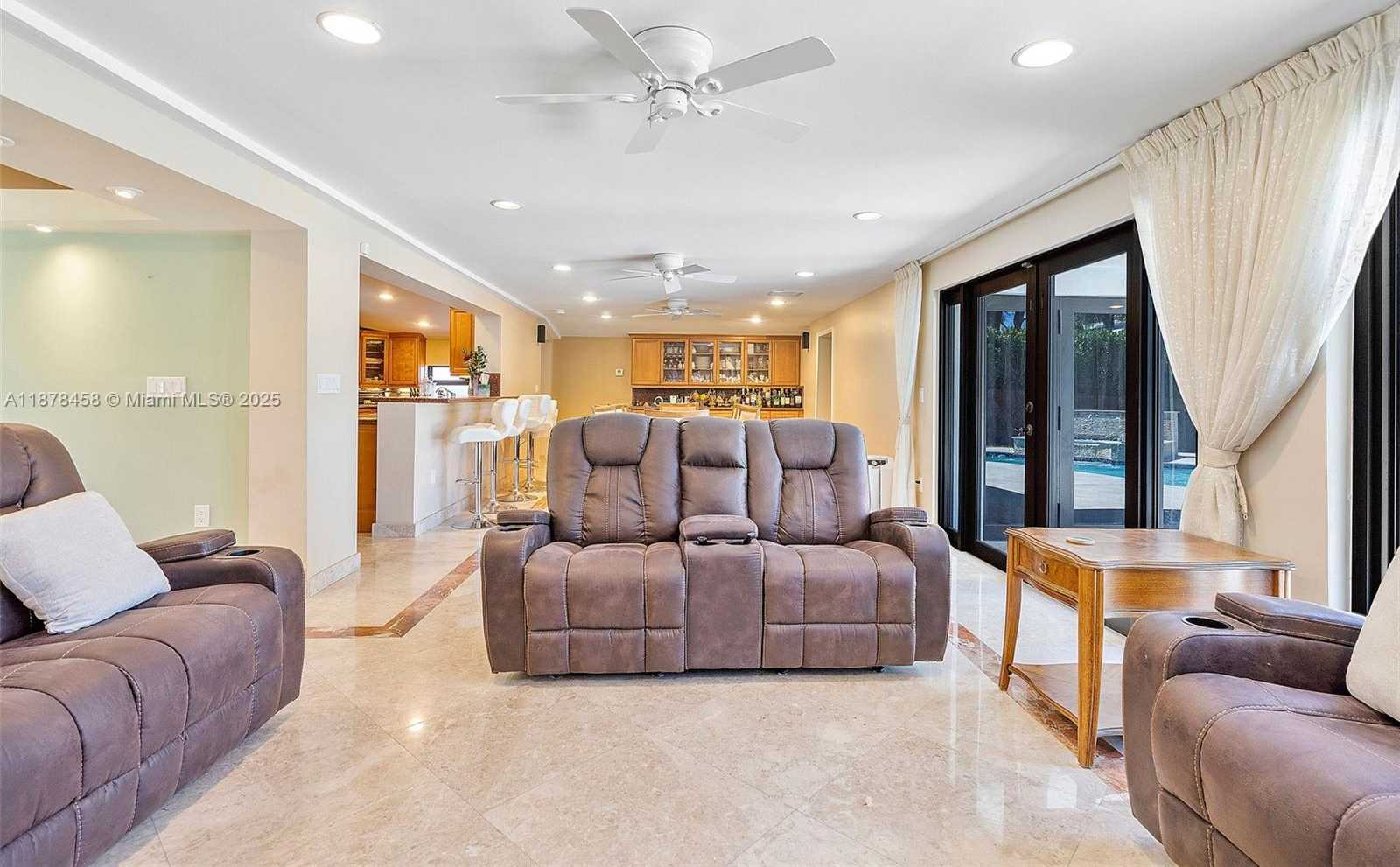 Small Image of 2531 NORTH EAST 195TH ST, Aventura Number 18