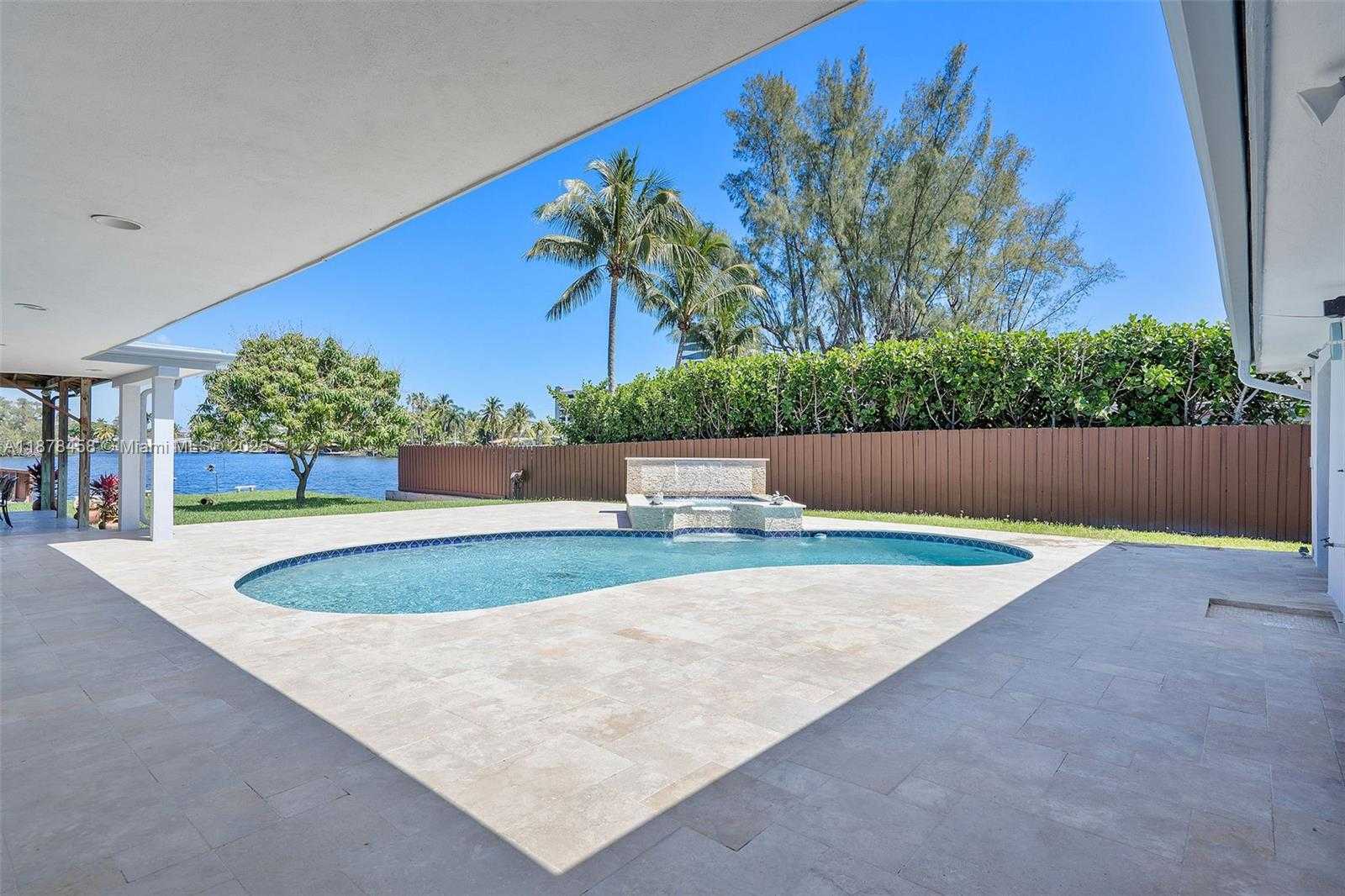 Small Image of 2531 NORTH EAST 195TH ST, Aventura Number 30