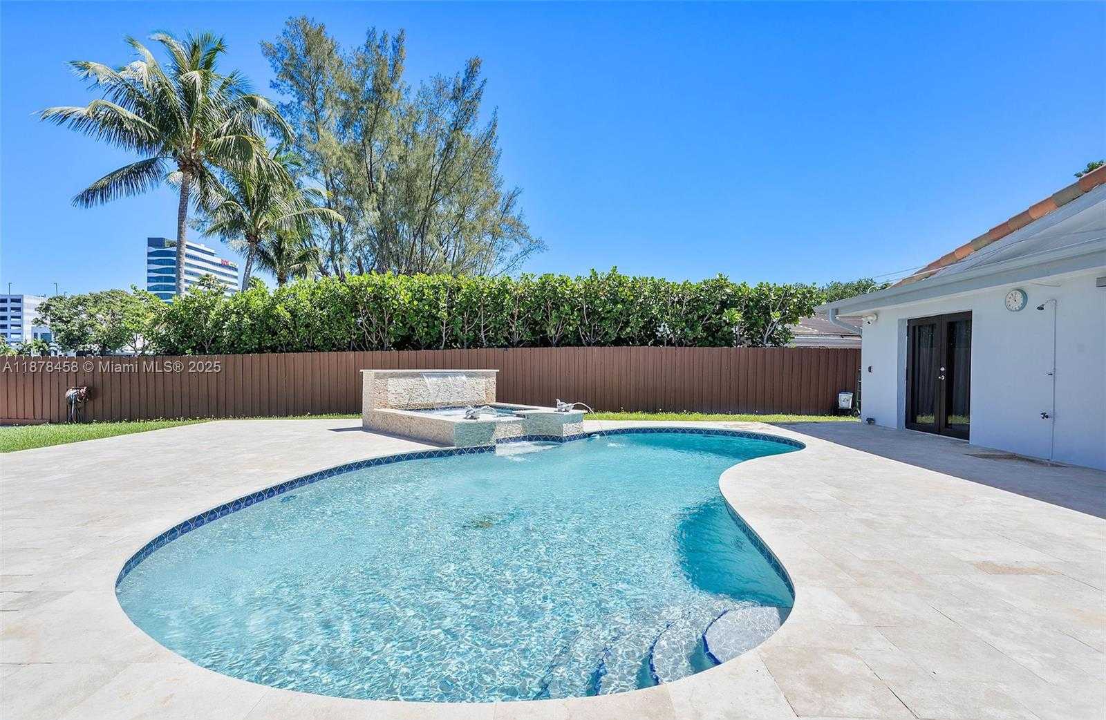 Small Image of 2531 NORTH EAST 195TH ST, Aventura Number 32