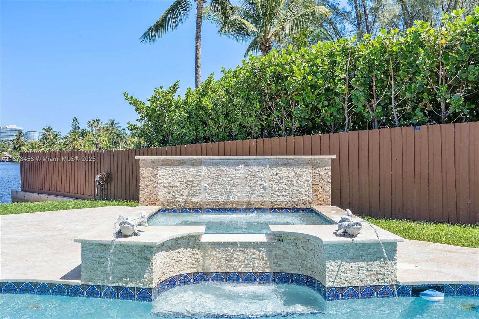 Small Image of 2531 NORTH EAST 195TH ST, Aventura Number 35