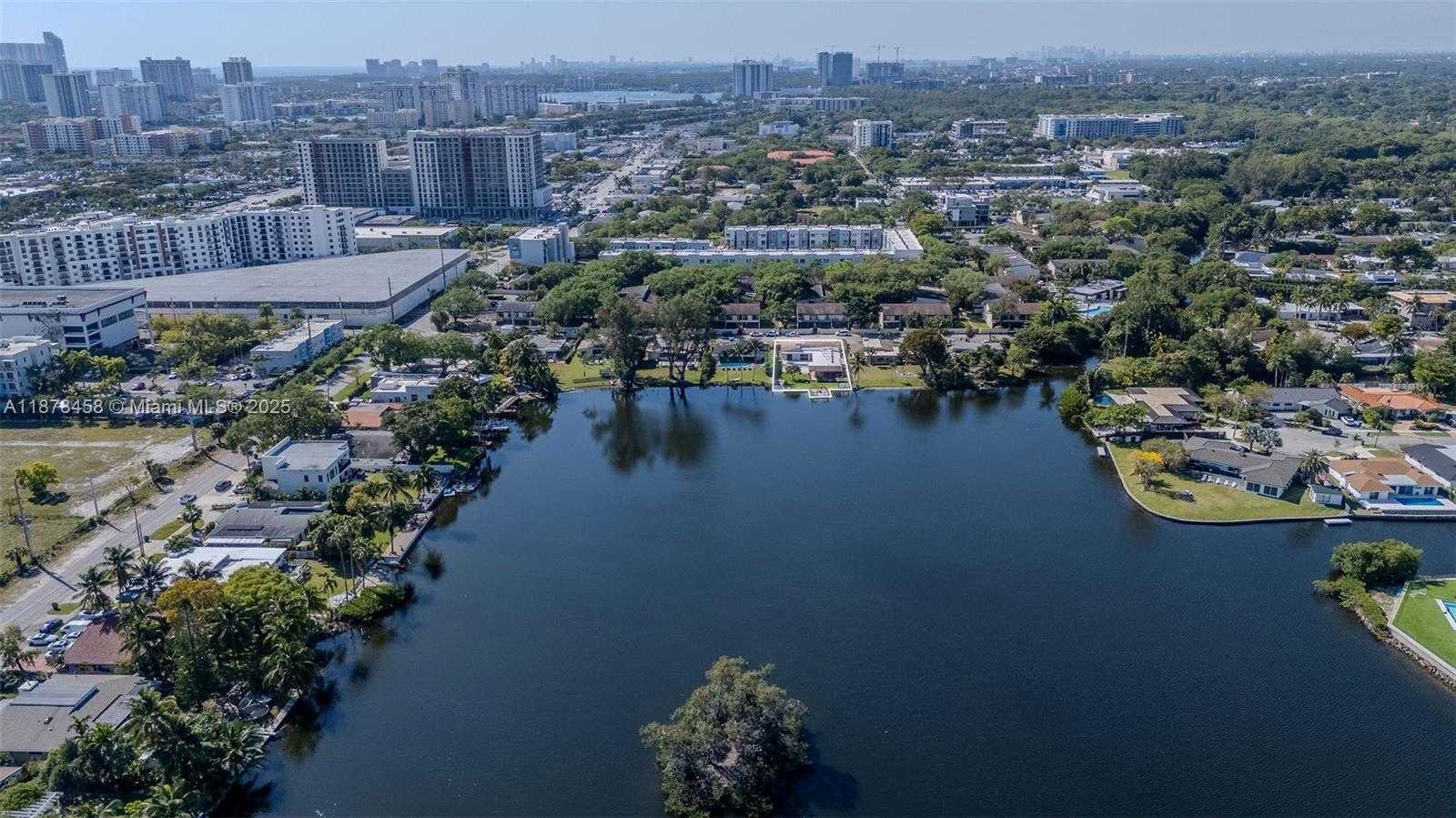 Small Image of 2531 NORTH EAST 195TH ST, Aventura Number 58