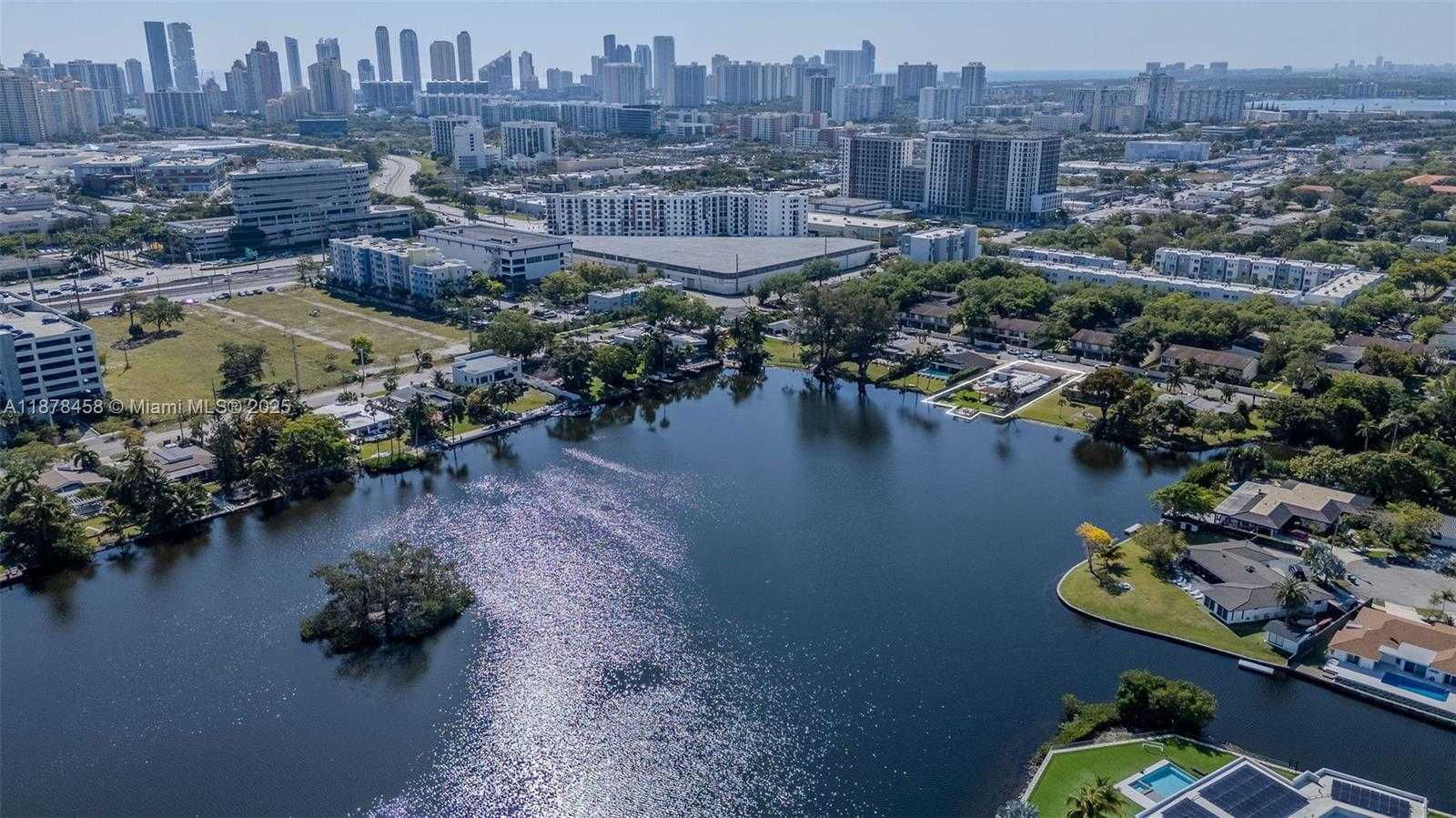 Small Image of 2531 NORTH EAST 195TH ST, Aventura Number 60