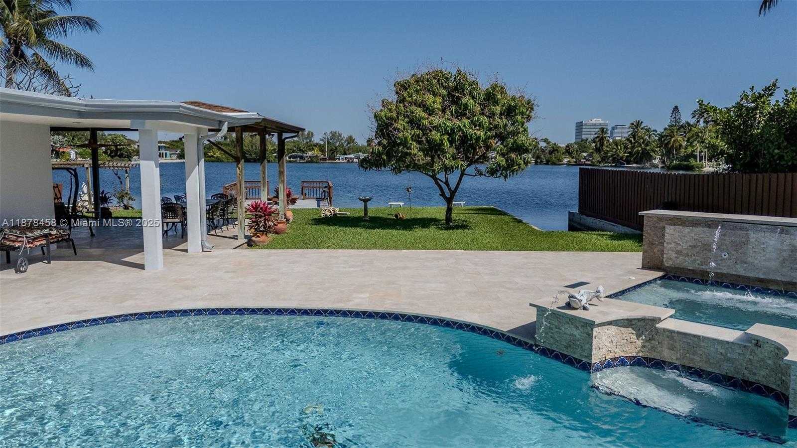 Small Image of 2531 NORTH EAST 195TH ST, Aventura Number 77