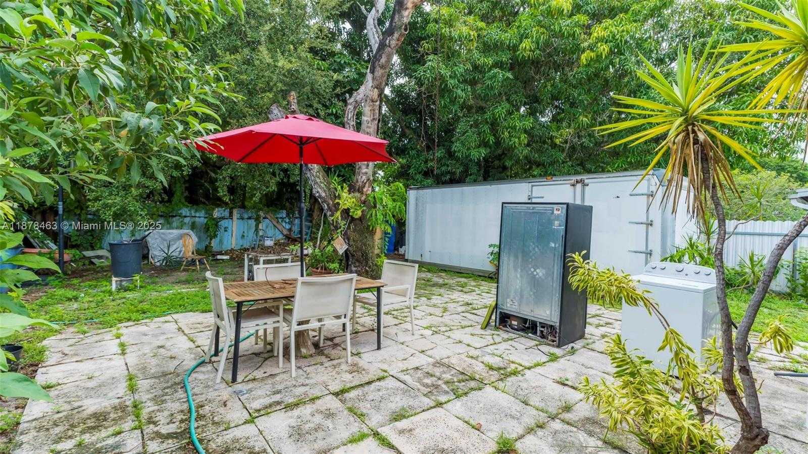 Small Image of 580 SOUTH EAST 2ND ST, Hialeah Number 25
