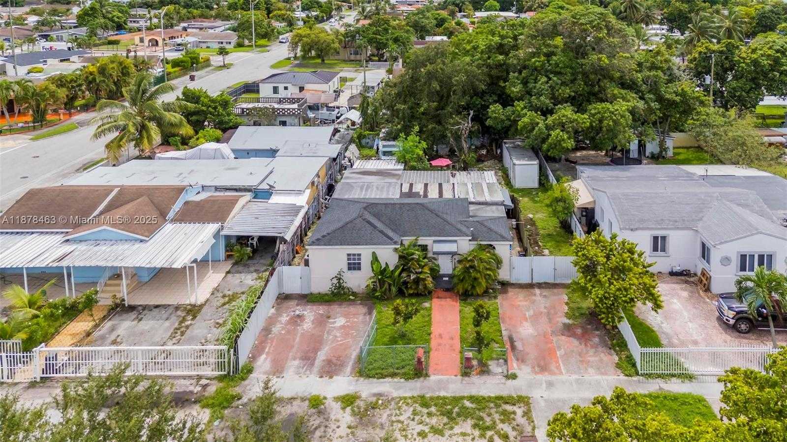Small Image of 580 SOUTH EAST 2ND ST, Hialeah Number 28