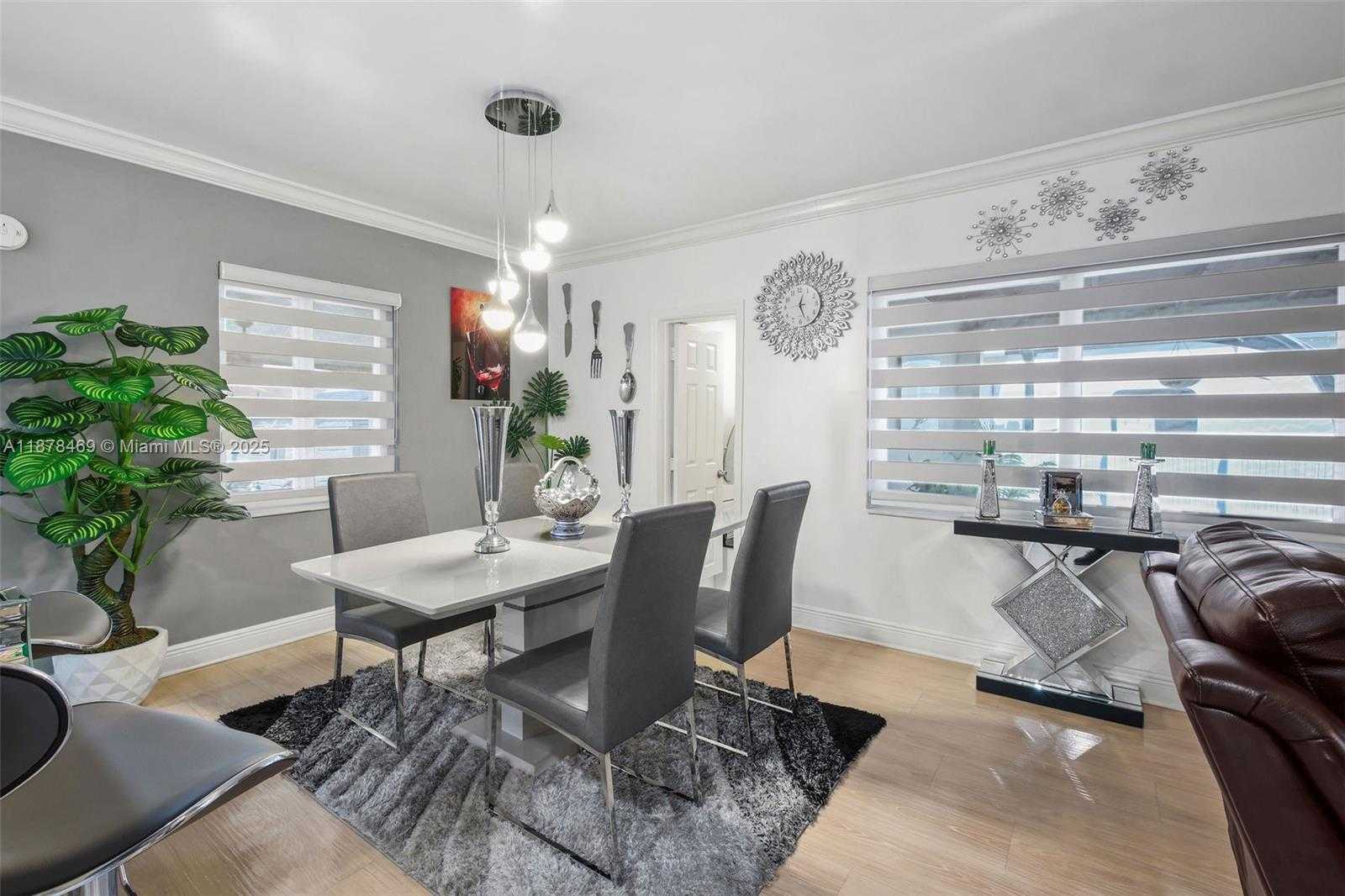 Small Image of 14560 FILLMORE ST, Miami Number 13