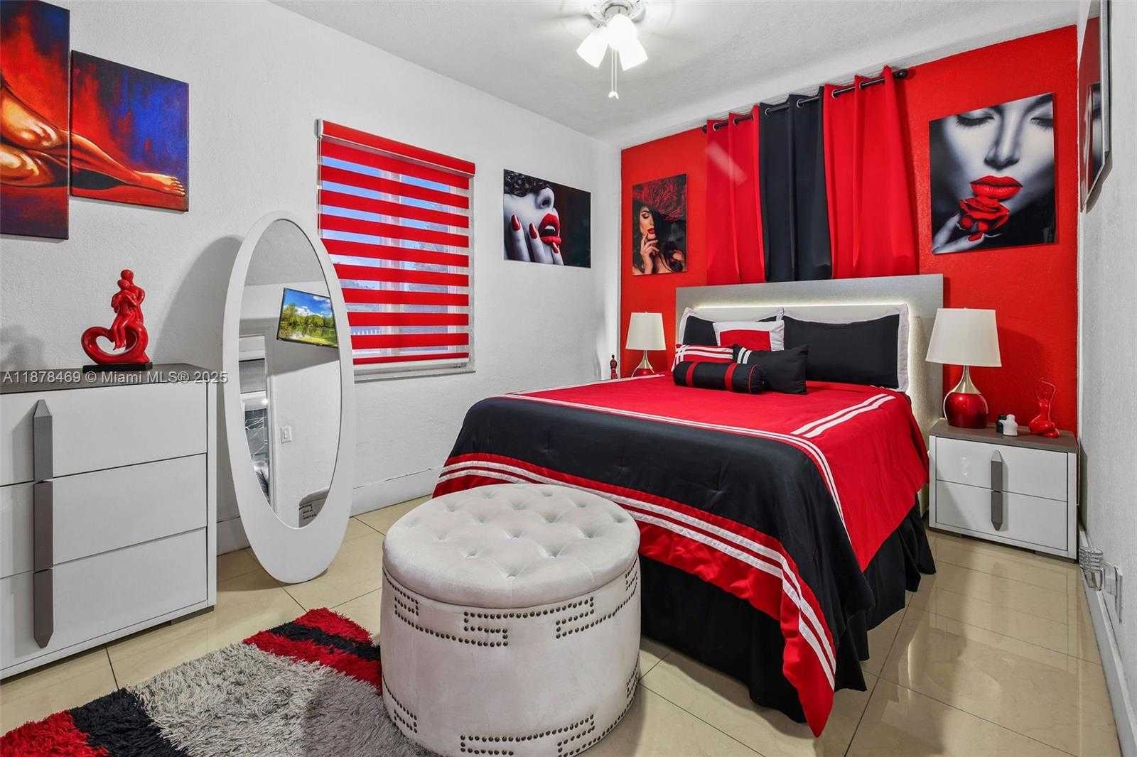 Small Image of 14560 FILLMORE ST, Miami Number 19
