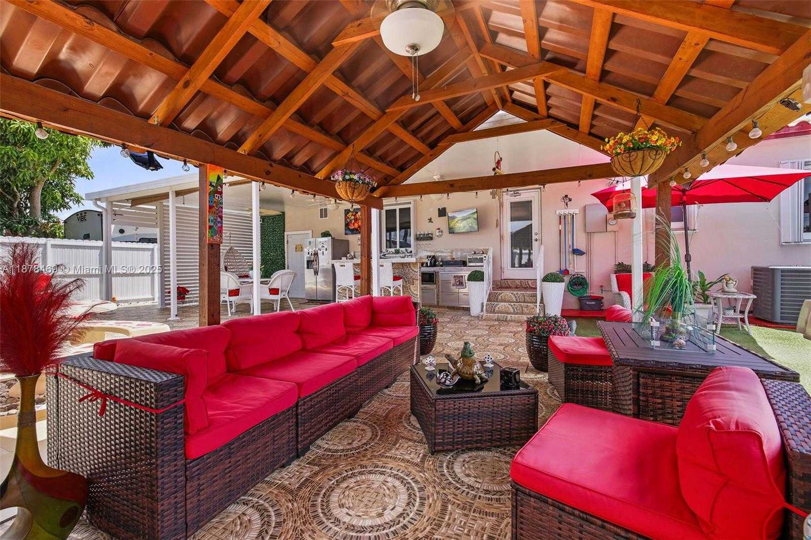 Small Image of 14560 FILLMORE ST, Miami Number 30