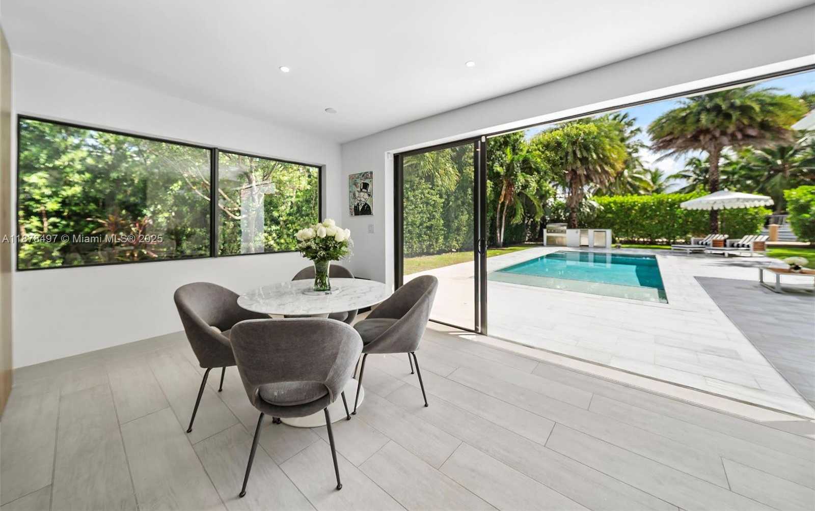 Small Image of 8033 NOREMAC AVE, Miami Beach Number 28