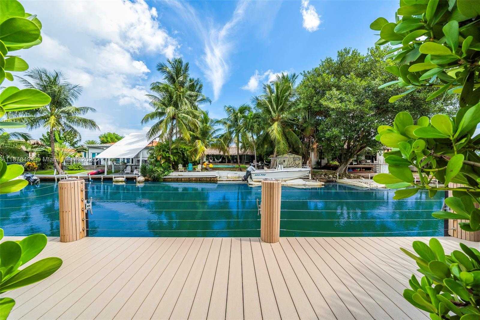 Small Image of 8033 NOREMAC AVE, Miami Beach Number 54