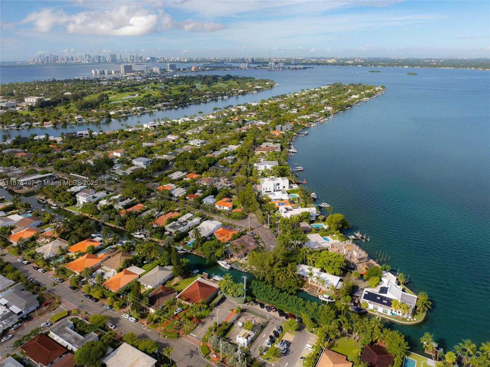 Small Image of 8033 NOREMAC AVE, Miami Beach Number 78
