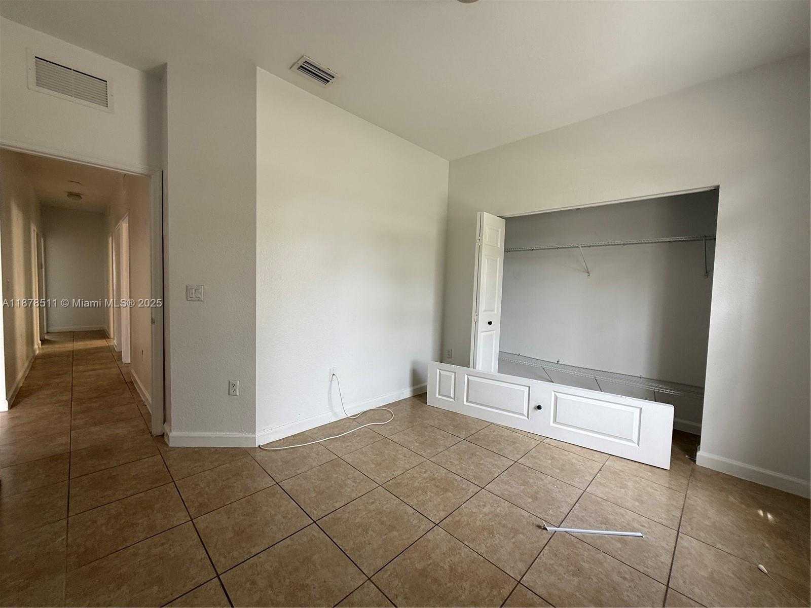 Small Image of 4045 NORTH EAST 15TH ST, Homestead Number 3