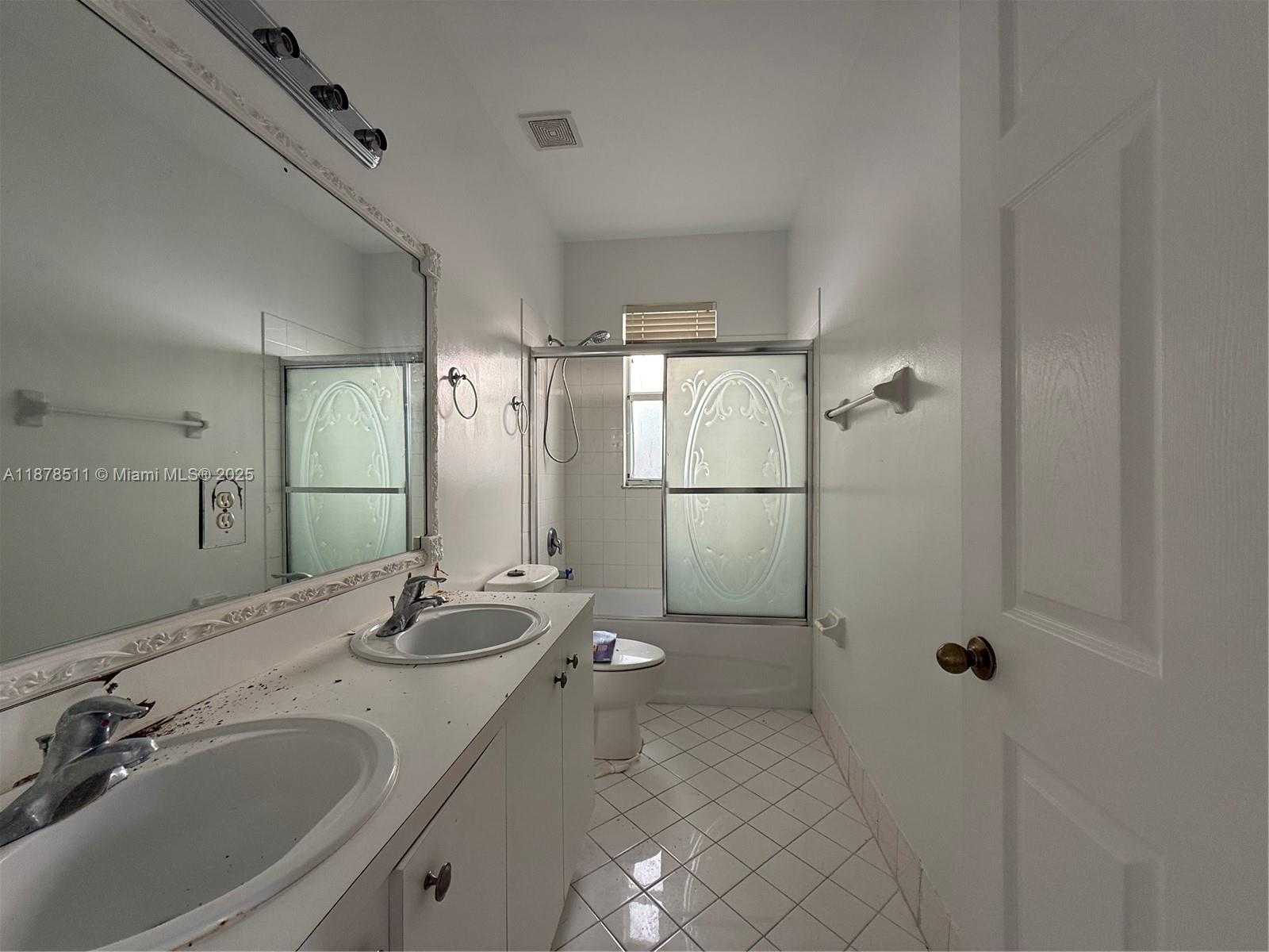Small Image of 4045 NORTH EAST 15TH ST, Homestead Number 5