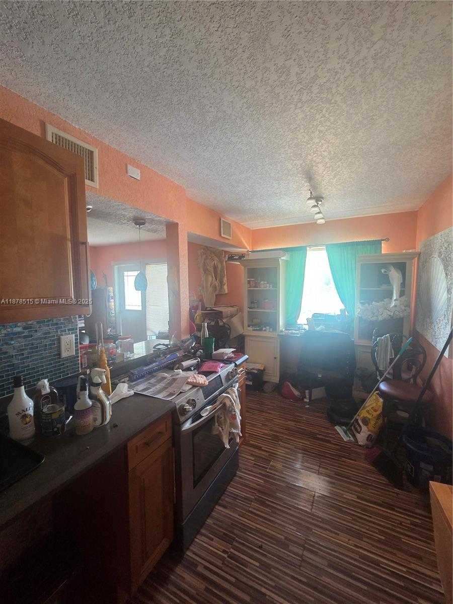 Small Image of 4320 NORTH EAST 18TH AVE, Pompano Beach Number 11