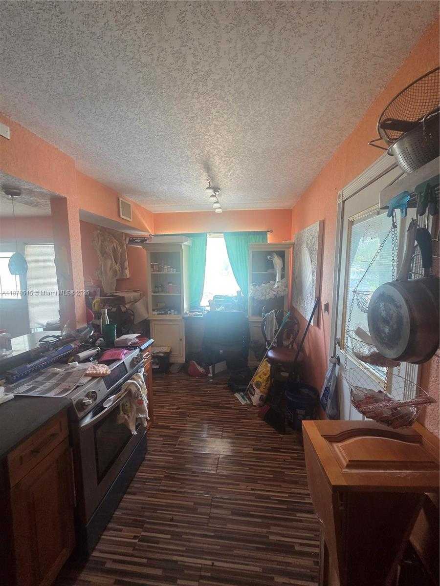 Small Image of 4320 NORTH EAST 18TH AVE, Pompano Beach Number 12