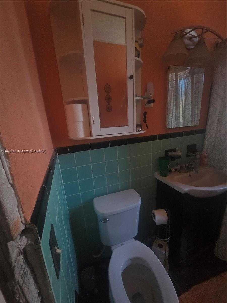 Small Image of 4320 NORTH EAST 18TH AVE, Pompano Beach Number 24