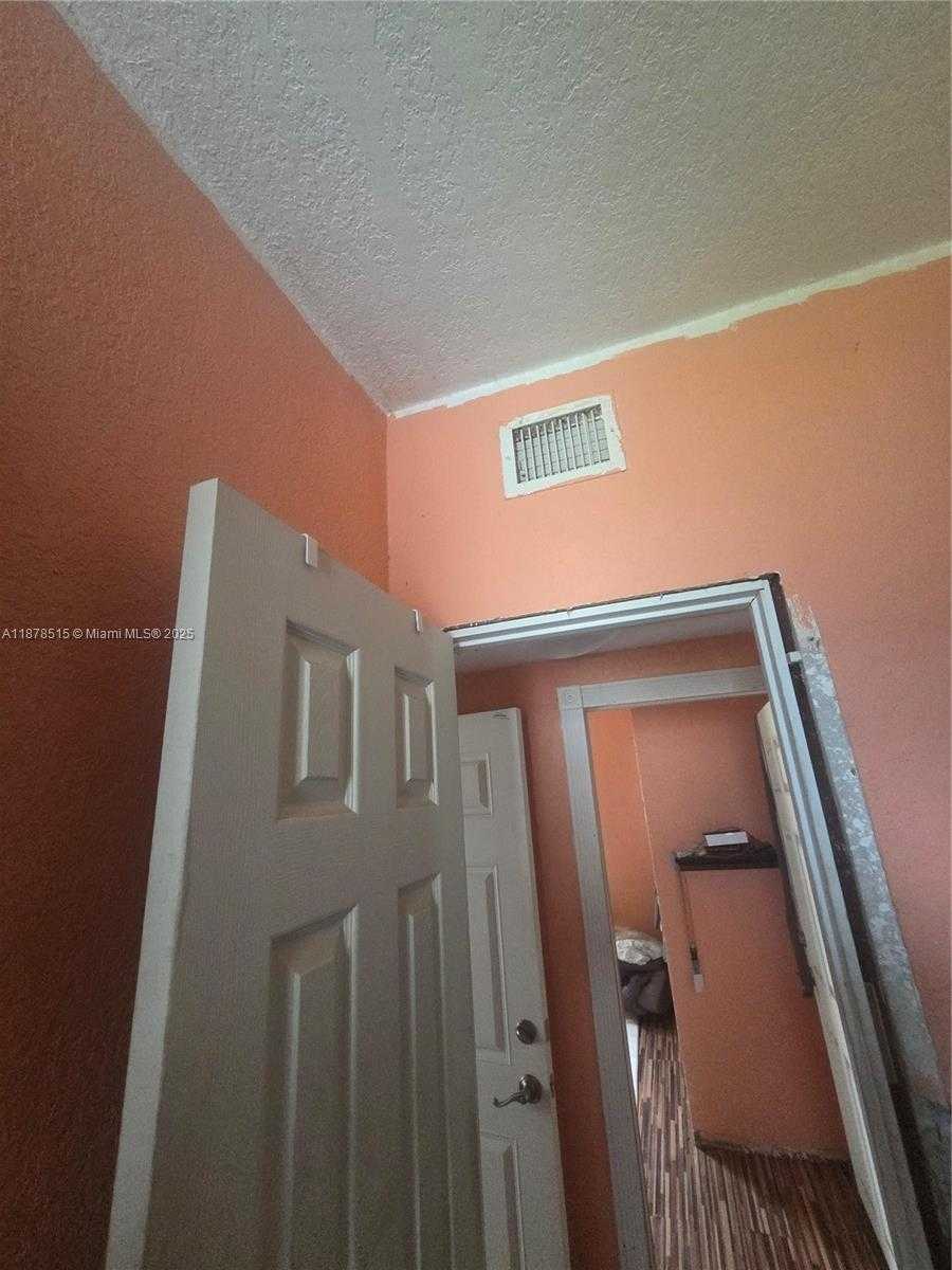 Small Image of 4320 NORTH EAST 18TH AVE, Pompano Beach Number 27