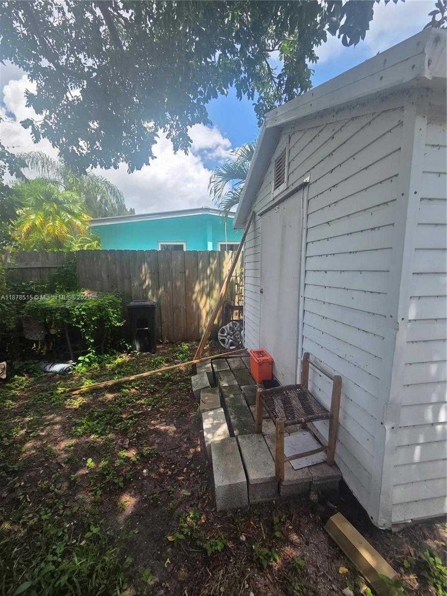 Small Image of 4320 NORTH EAST 18TH AVE, Pompano Beach Number 43