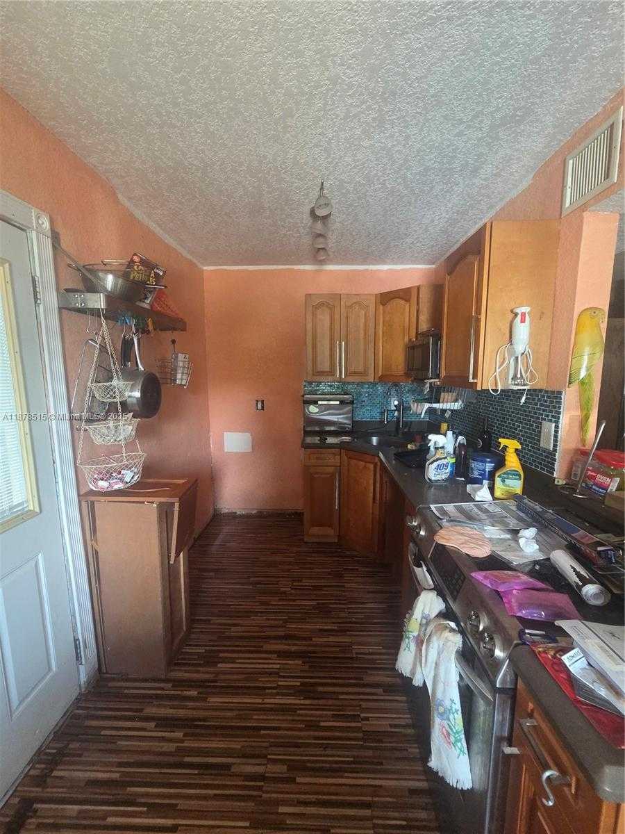 Small Image of 4320 NORTH EAST 18TH AVE, Pompano Beach Number 8