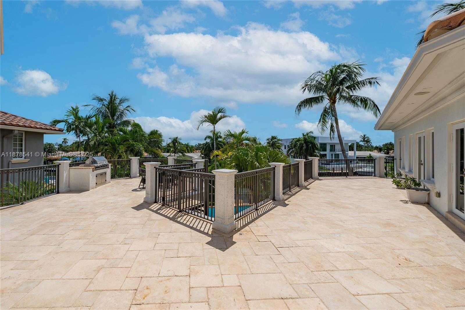 Small Image of 2770 NORTH EAST 23RD ST, Pompano Beach Number 29
