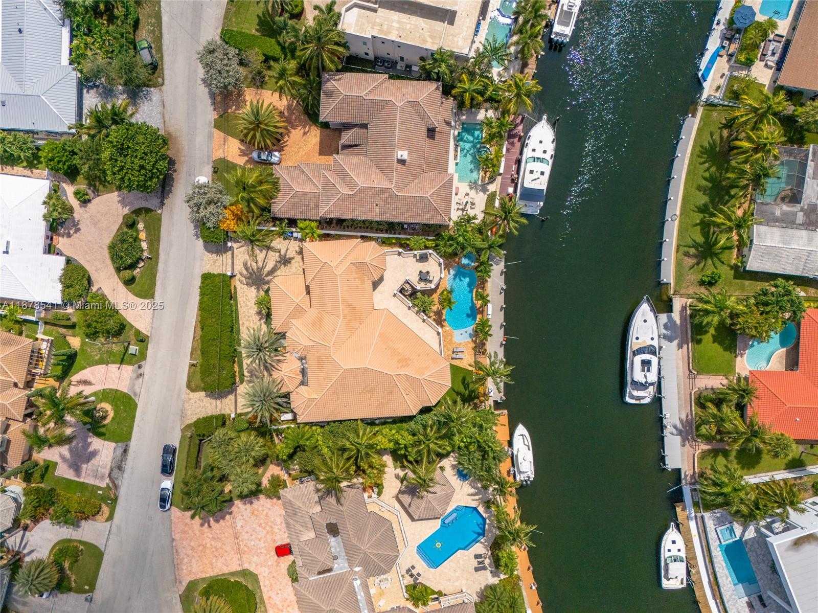 Small Image of 2770 NORTH EAST 23RD ST, Pompano Beach Number 47