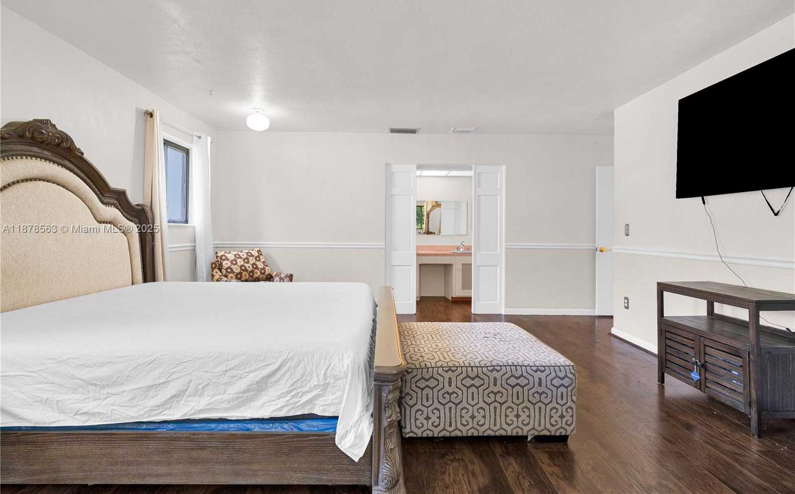Small Image of 801 NORTH WEST 203RD ST, Miami Gardens Number 14