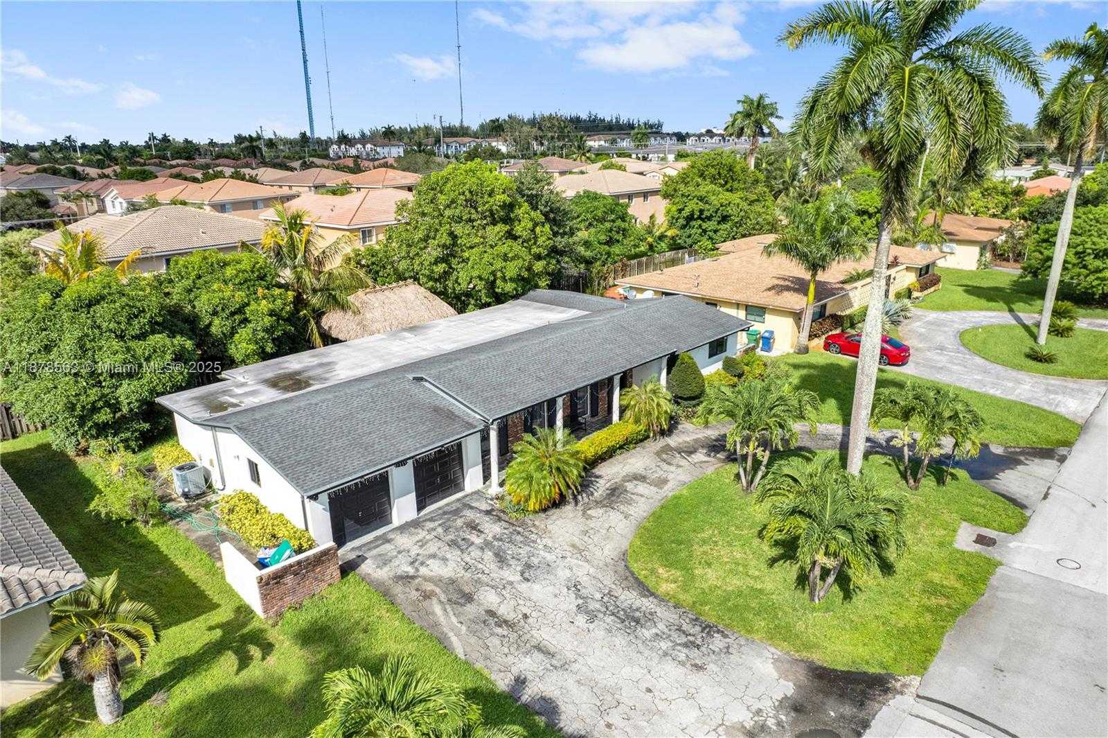 Small Image of 801 NORTH WEST 203RD ST, Miami Gardens Number 45